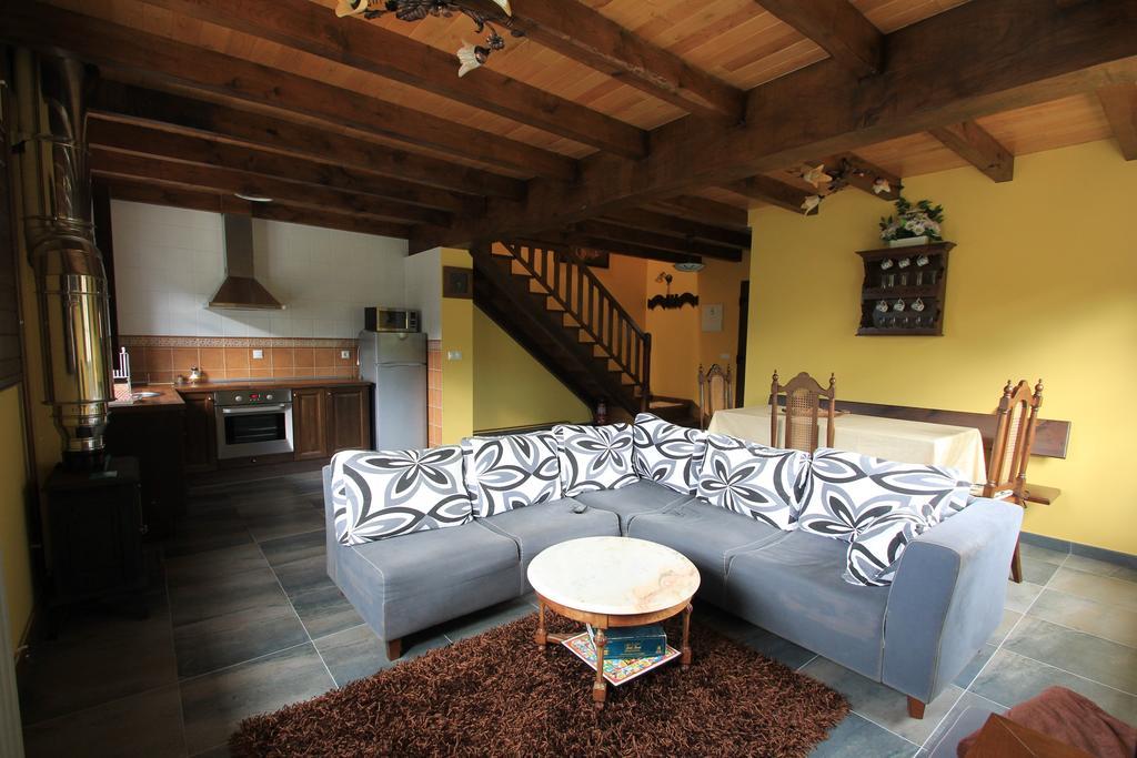 Casa Aniceto Taramundi Cameră foto
