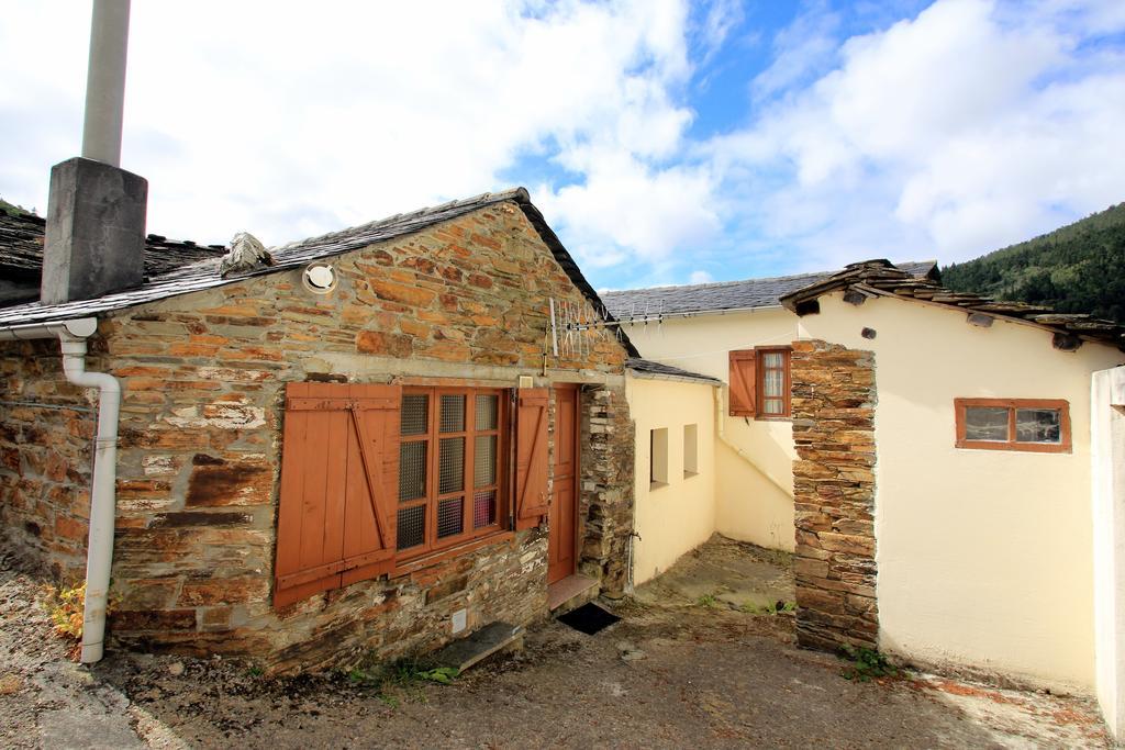 Casa Aniceto Taramundi Cameră foto